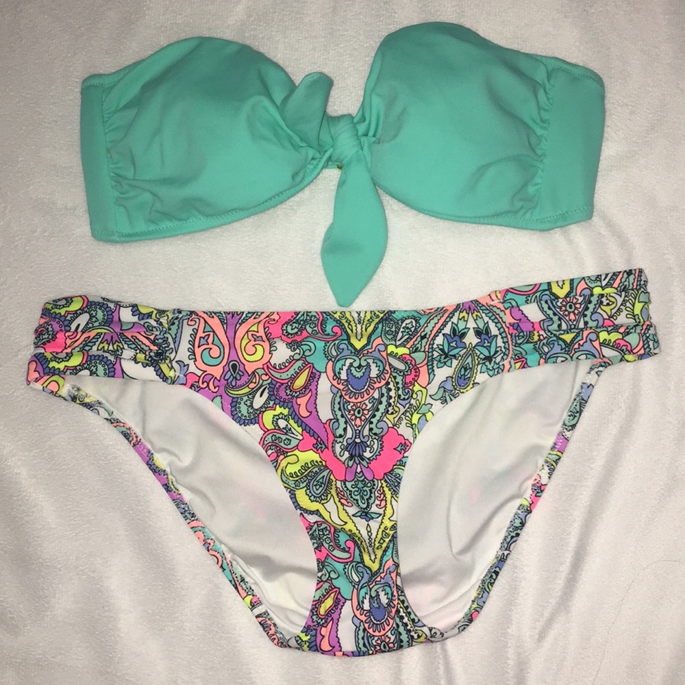 Victoria’s Secret bikini swimsuit set